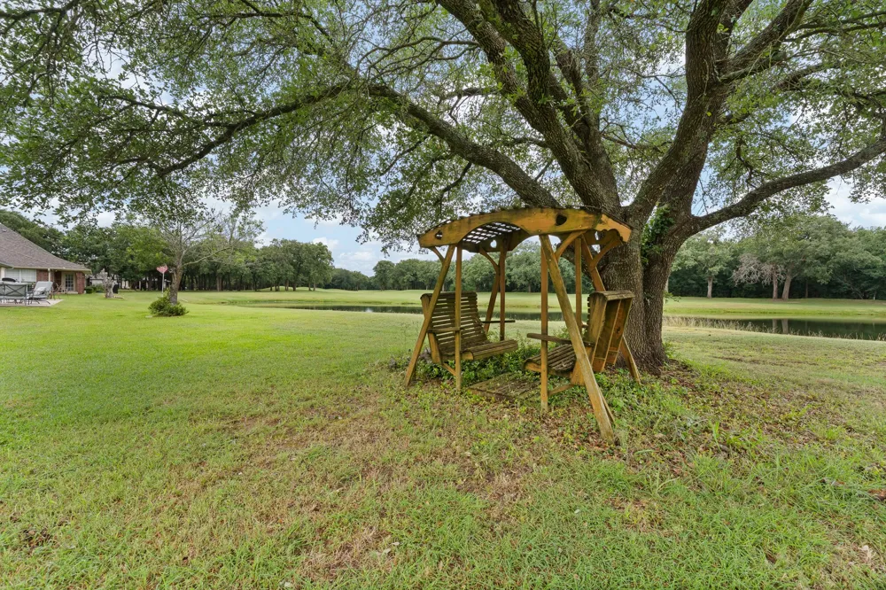 24068 Stonewood Drive Whitney, TX 76692