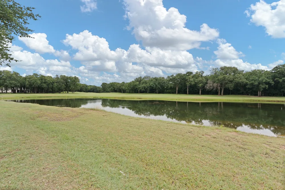 24068 Stonewood Drive Whitney, TX 76692