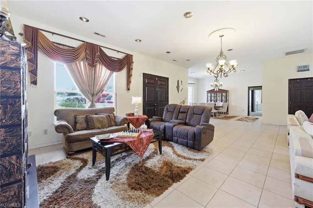1803 Wilton Gate Drive Charlotte, NC 28262