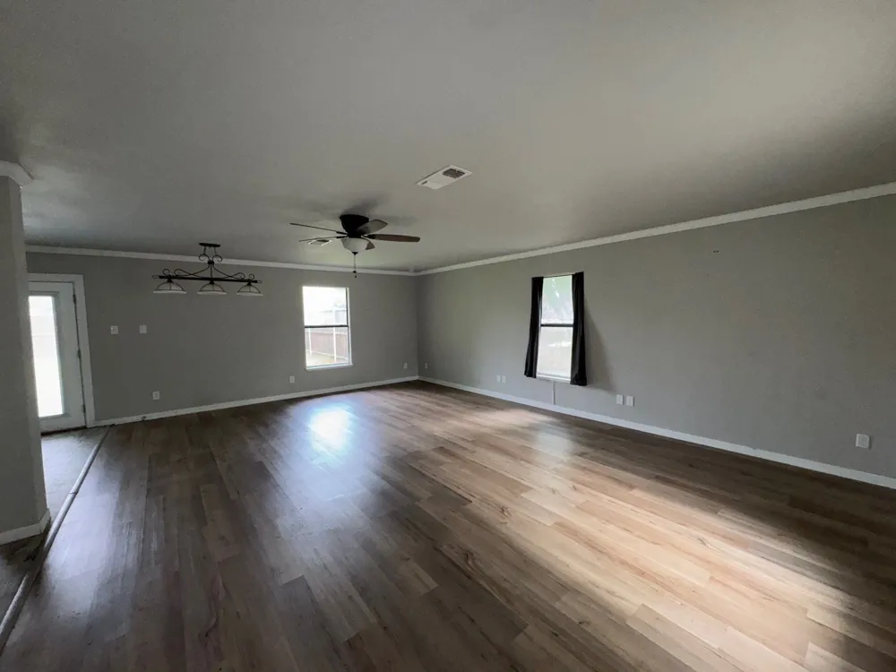 513 S Carter Street Whitewright, TX 75491