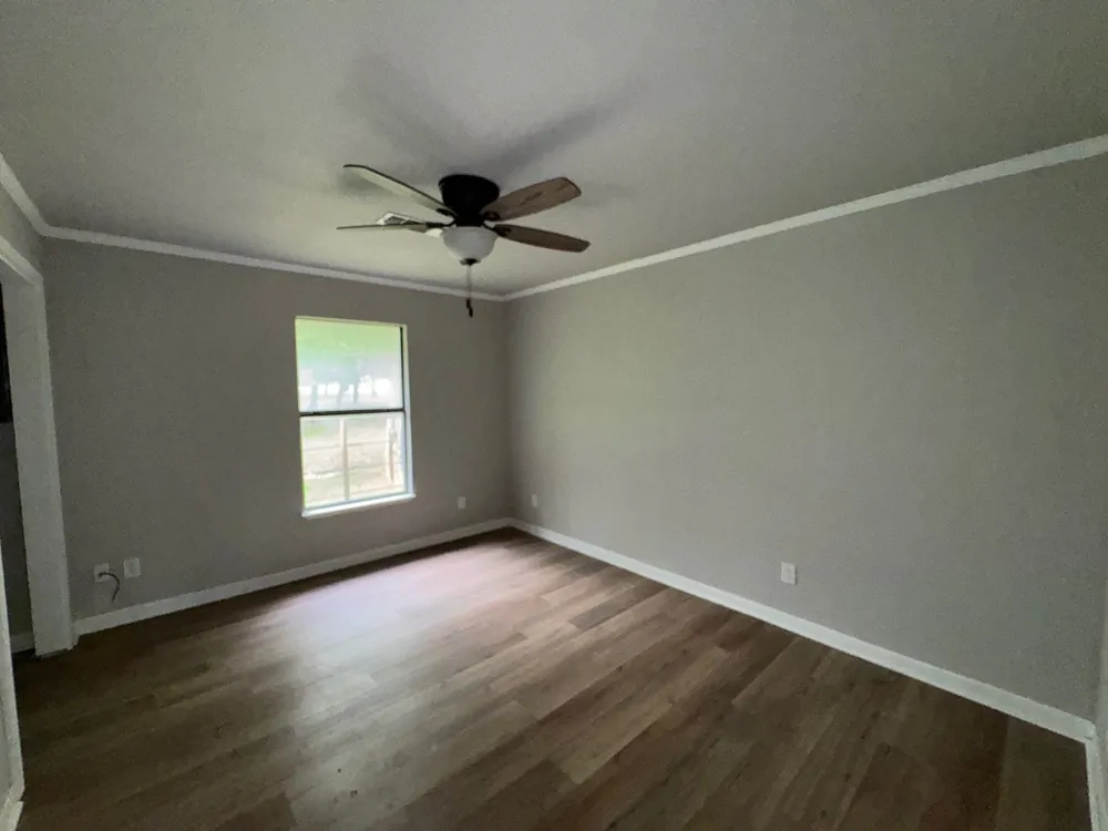 513 S Carter Street Whitewright, TX 75491