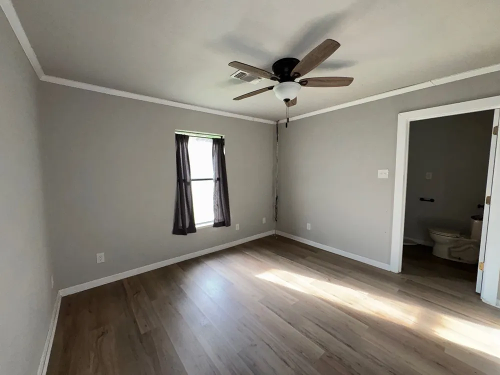 513 S Carter Street Whitewright, TX 75491