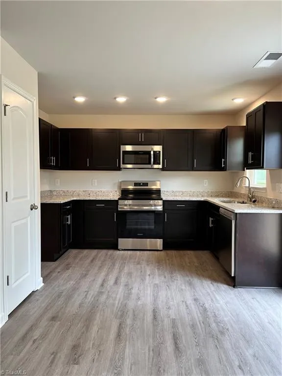 403 Unity Street Thomasville, NC 27360