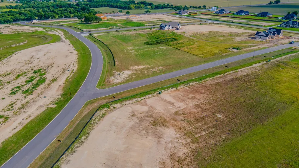 240 Lakeside Landing Lorena, TX 76655