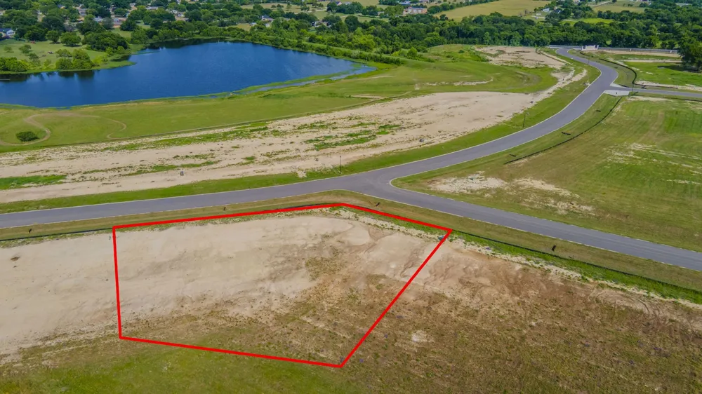 240 Lakeside Landing Lorena, TX 76655