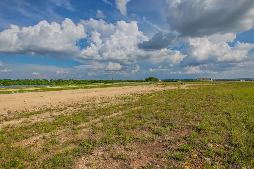 240 Lakeside Landing Lorena, TX 76655