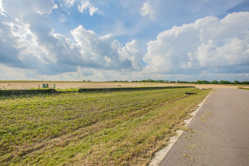 200 Lakeside Landing Lorena, TX 76655
