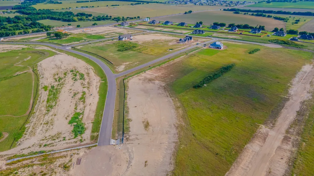 200 Lakeside Landing Lorena, TX 76655