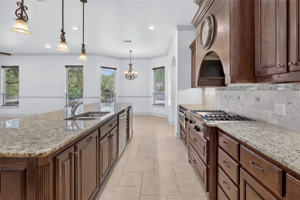 7917 Club Court Fort Worth, TX 76179