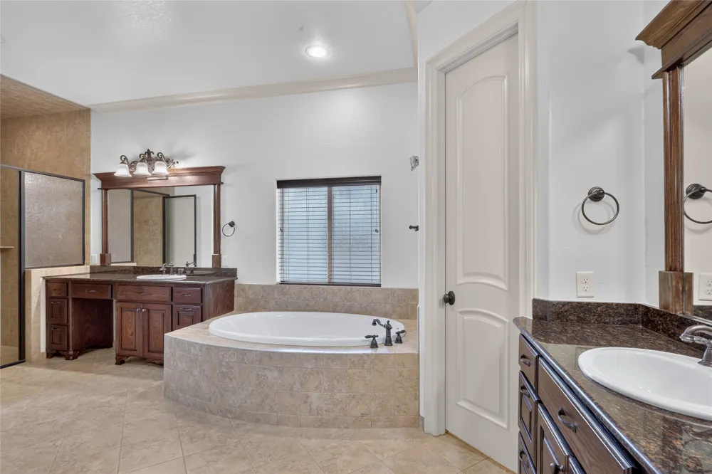 7917 Club Court Fort Worth, TX 76179
