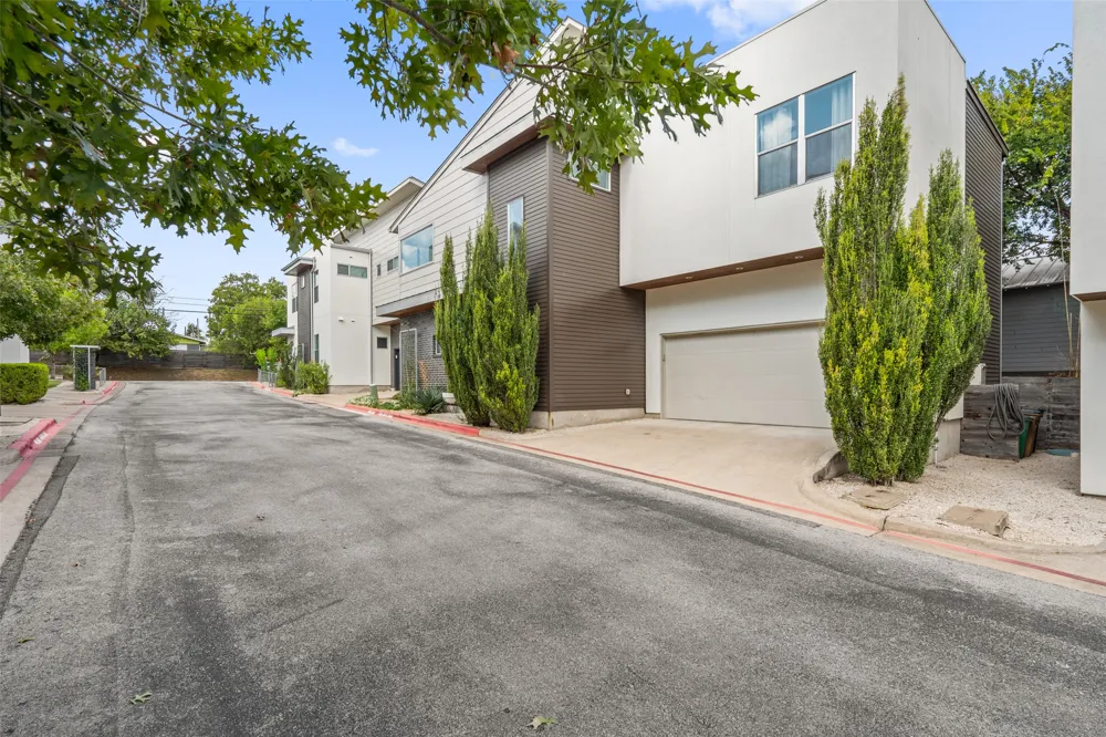 2105 Goodrich Avenue #2 Austin, TX 78704