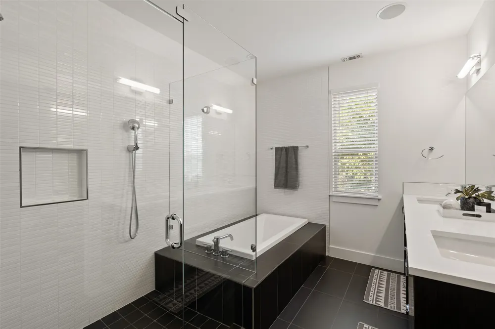 2105 Goodrich Avenue #2 Austin, TX 78704