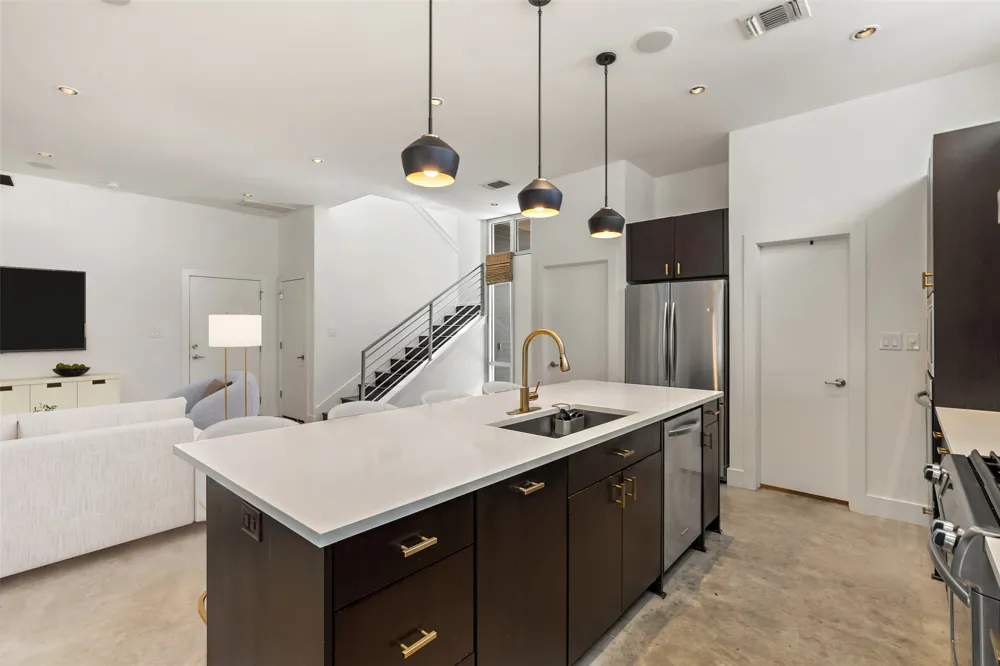 2105 Goodrich Avenue #2 Austin, TX 78704