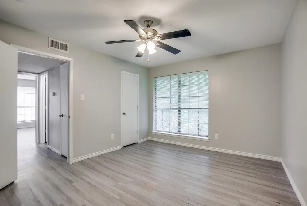 1935 Cranford Drive #104 Garland, TX 75041