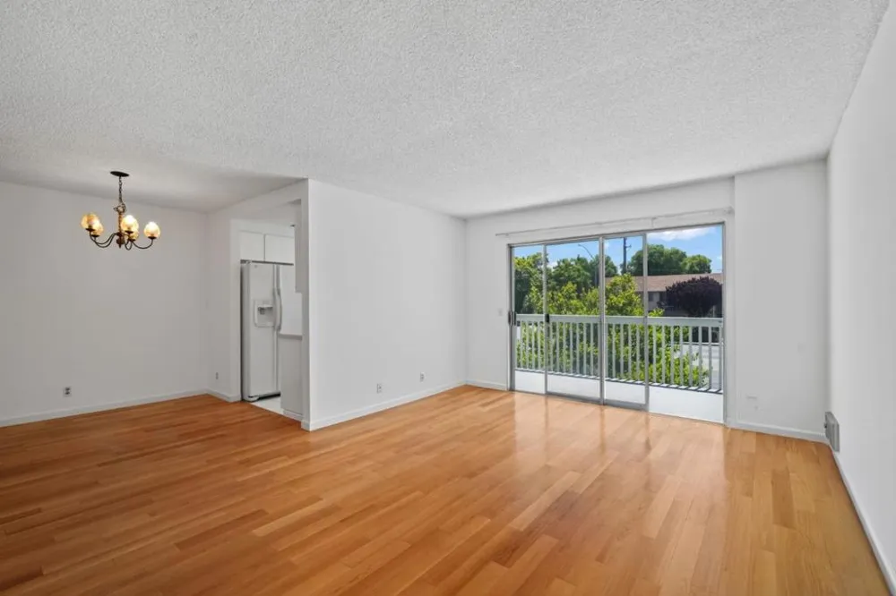 1083 Reed Avenue #D Sunnyvale, CA 94086