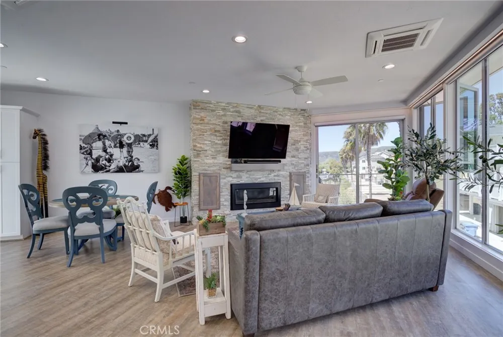 239 San Miguel Avila Beach, CA 93424