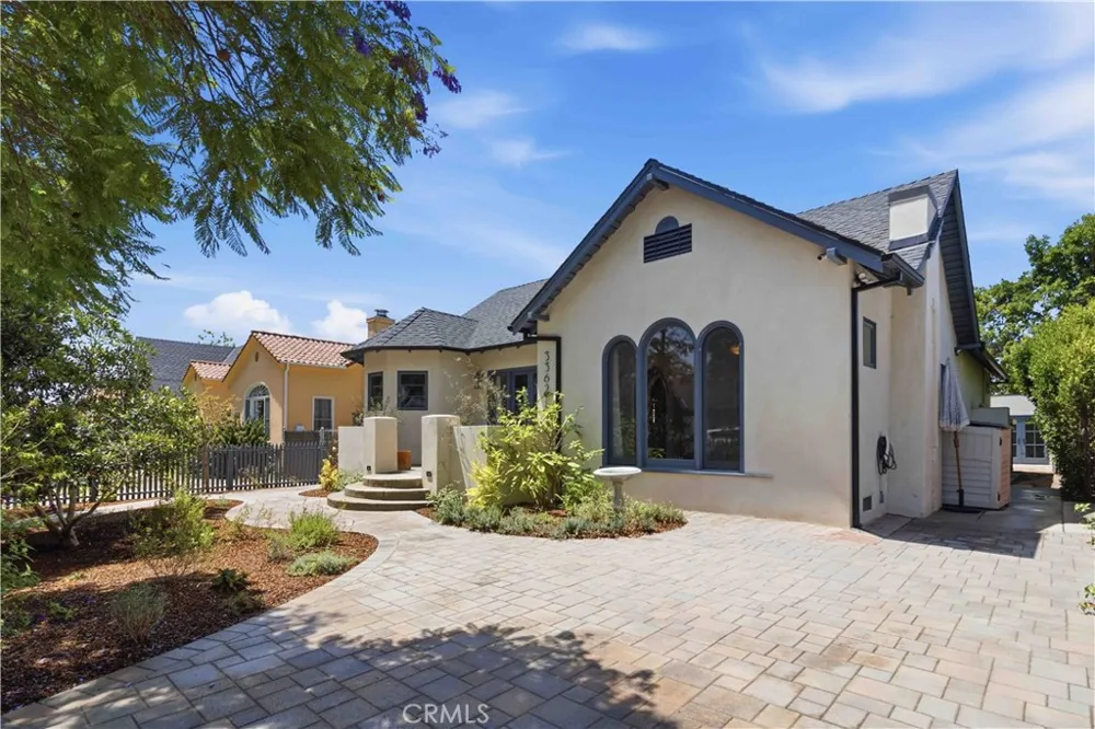 3362 Madera Los Angeles, CA 90039