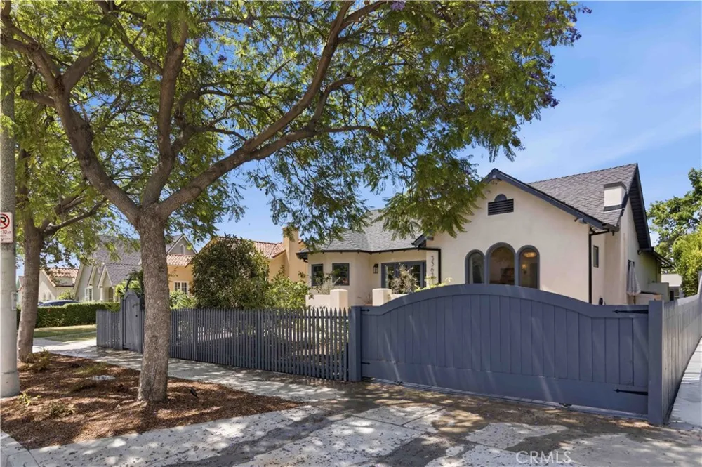 3362 Madera Los Angeles, CA 90039
