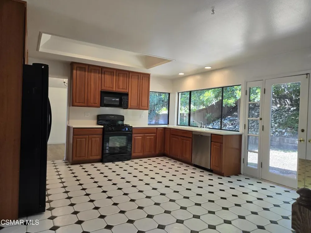 3166 Black Hills Court Thousand Oaks, CA 91362