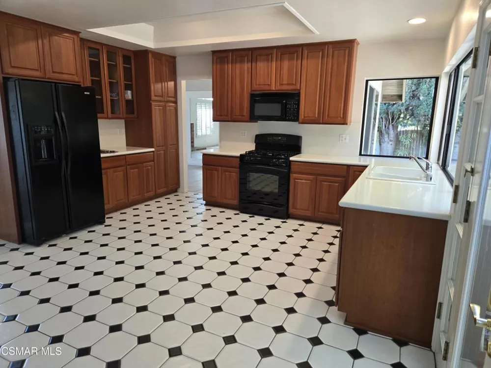 3166 Black Hills Court Thousand Oaks, CA 91362