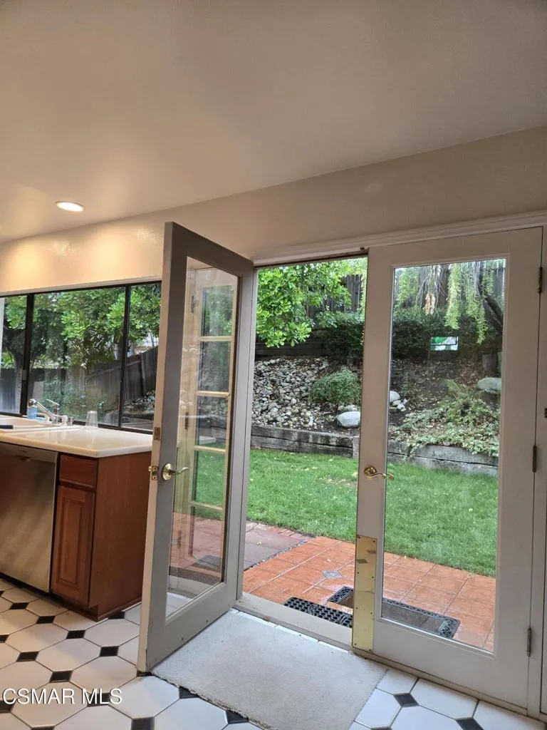 3166 Black Hills Court Thousand Oaks, CA 91362