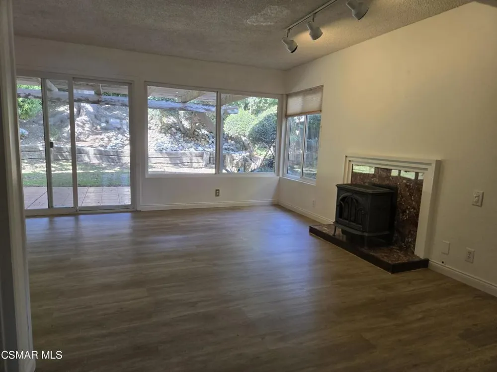 3166 Black Hills Court Thousand Oaks, CA 91362