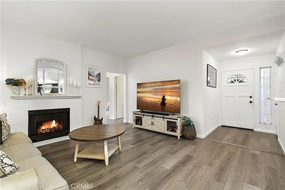 10401 Garden Grove Boulevard #21 Garden Grove, CA 92843
