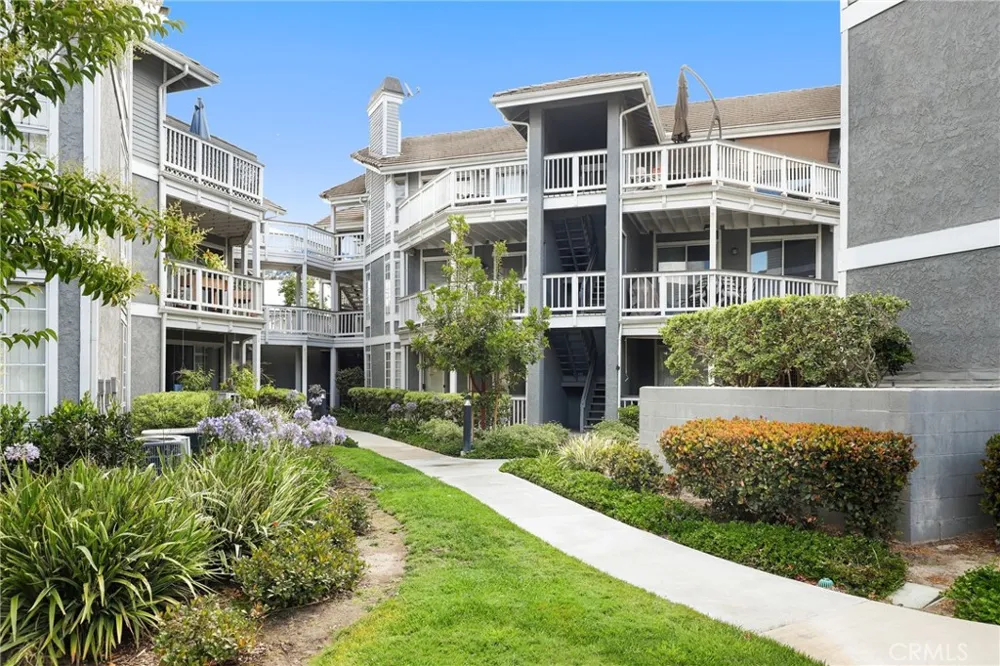 10401 Garden Grove Boulevard #21 Garden Grove, CA 92843
