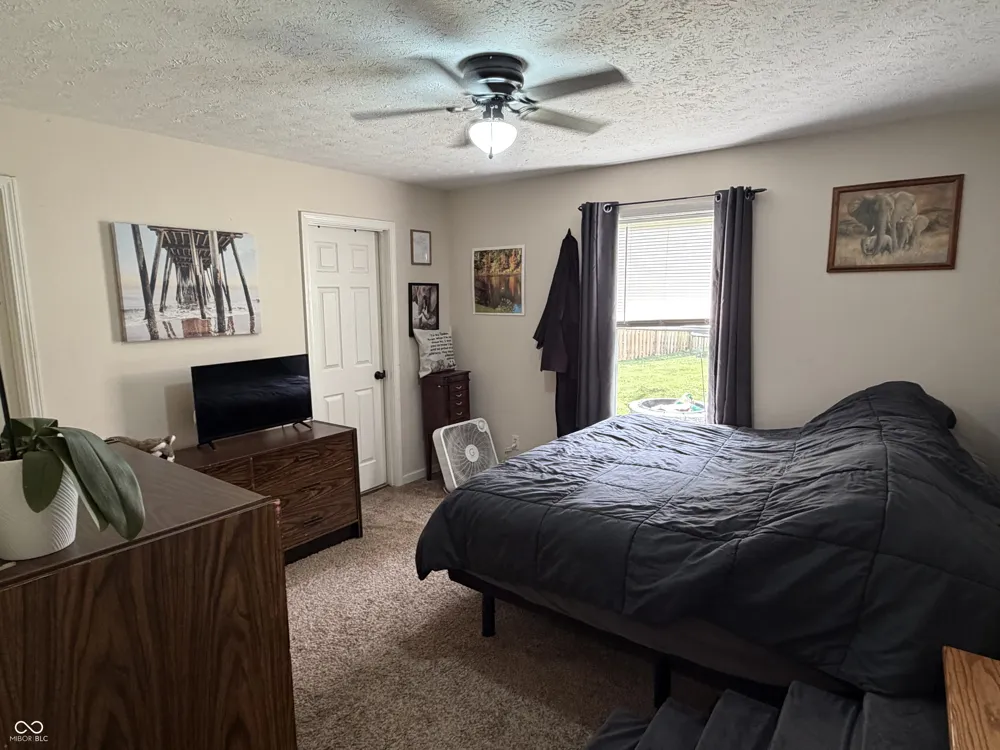 205 Jefferson Coatesville, IN 46121