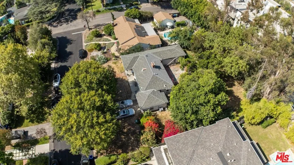 4511 Agnes Avenue Studio City, CA 91607