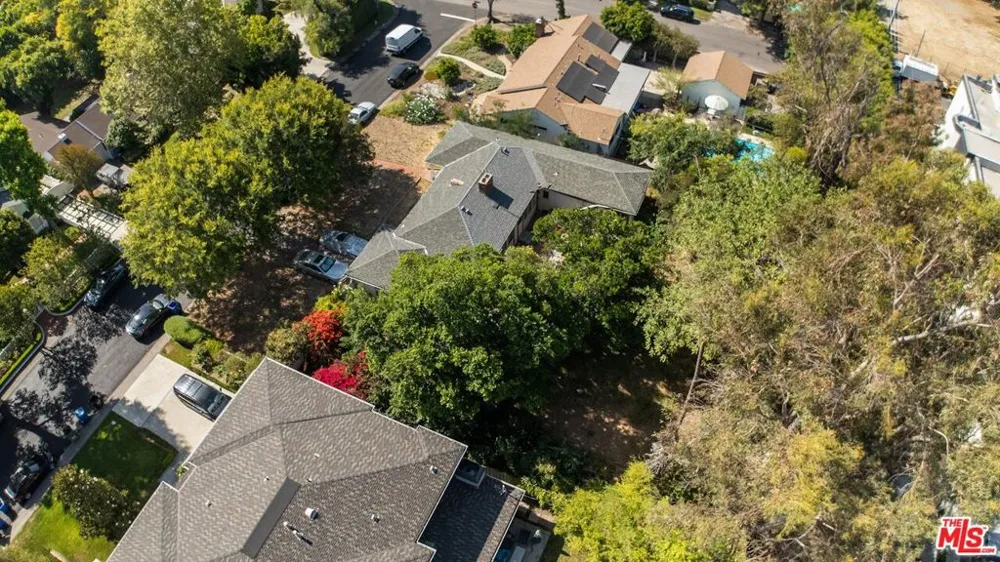 4511 Agnes Avenue Studio City, CA 91607