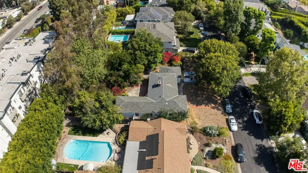 4511 Agnes Avenue Studio City, CA 91607