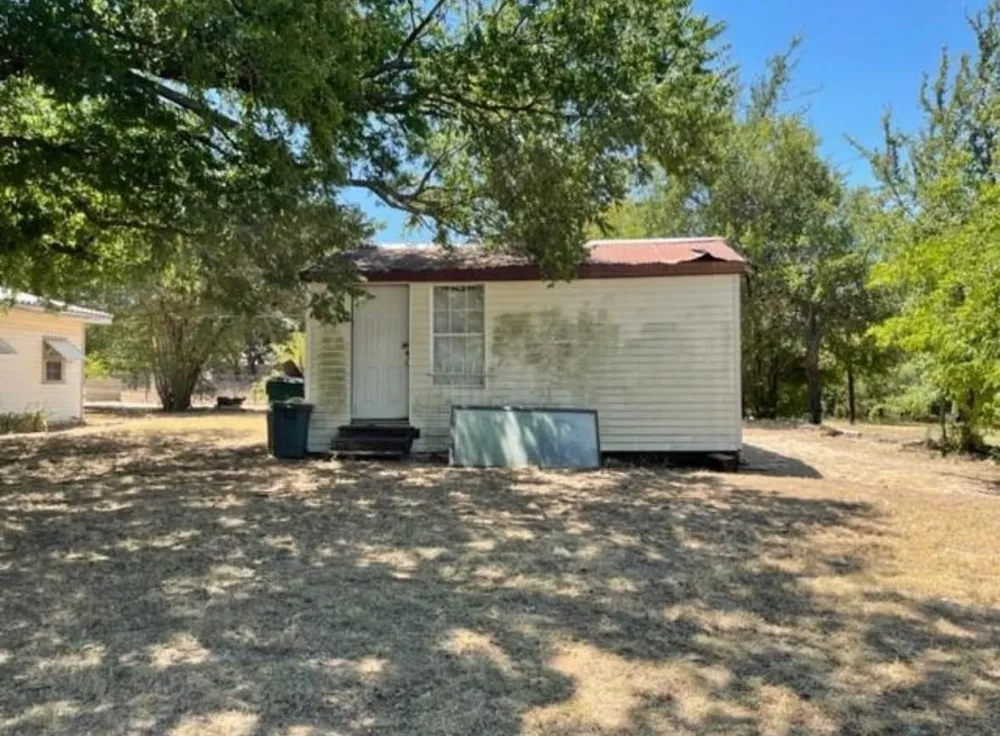 312 Alexander Lane Bridgeport, TX 76426