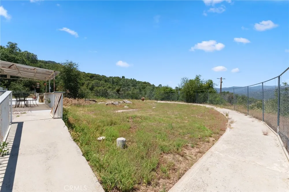 38720 Highway 41 Oakhurst, CA 93644