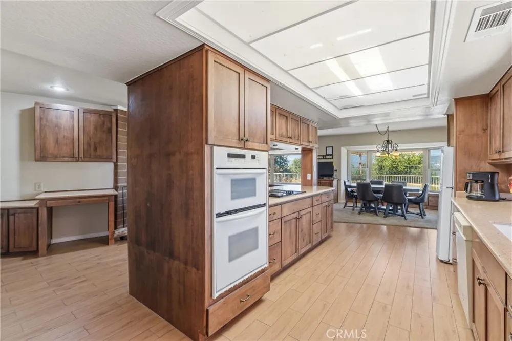 38720 Highway 41 Oakhurst, CA 93644