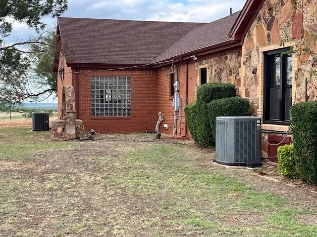 1163 State Highway 70 N Rotan, TX 79546