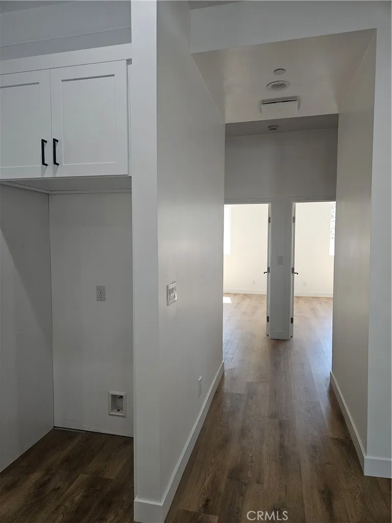 6955 Rhea Reseda, CA 91335