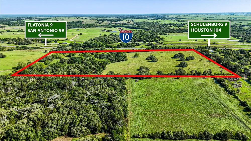 10 Feeder Road Flatonia, TX 78956