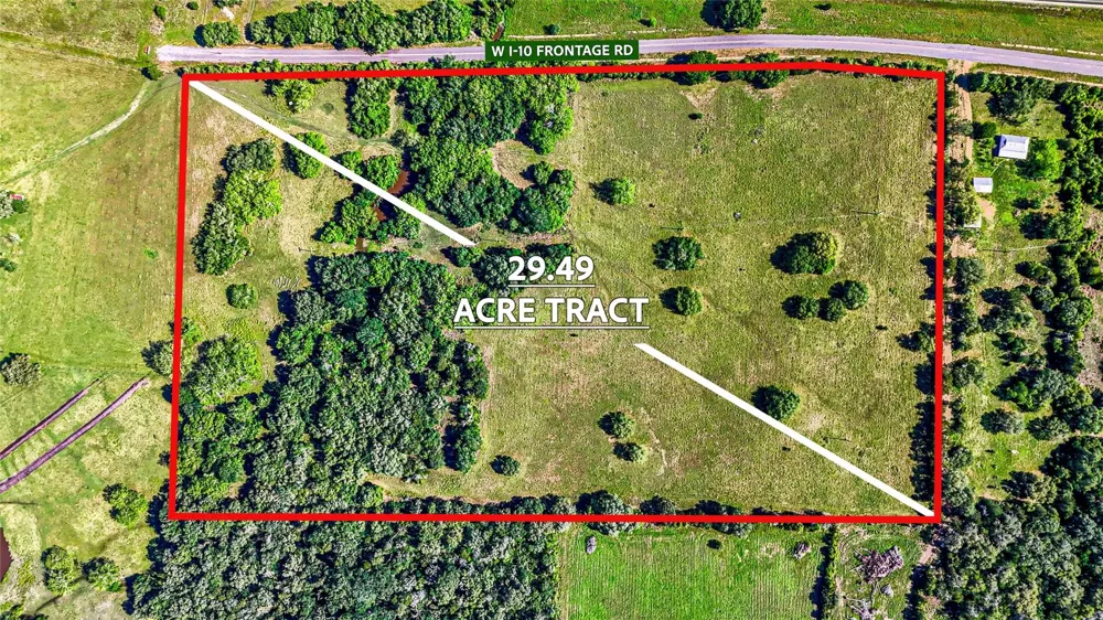 10 Feeder Road Flatonia, TX 78956
