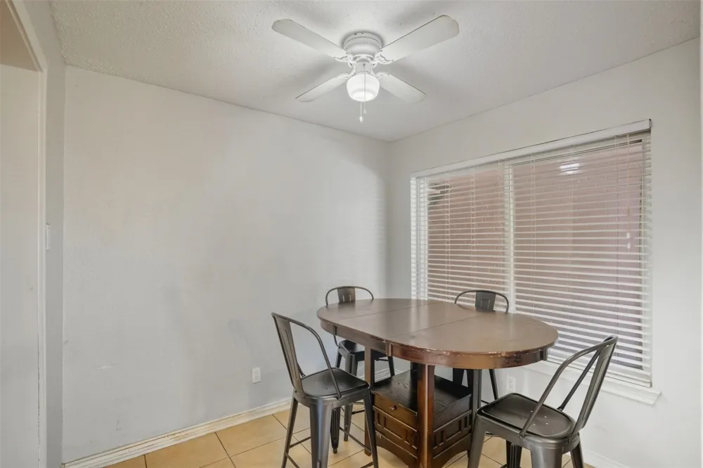 150 S Main Street Euless, TX 76040