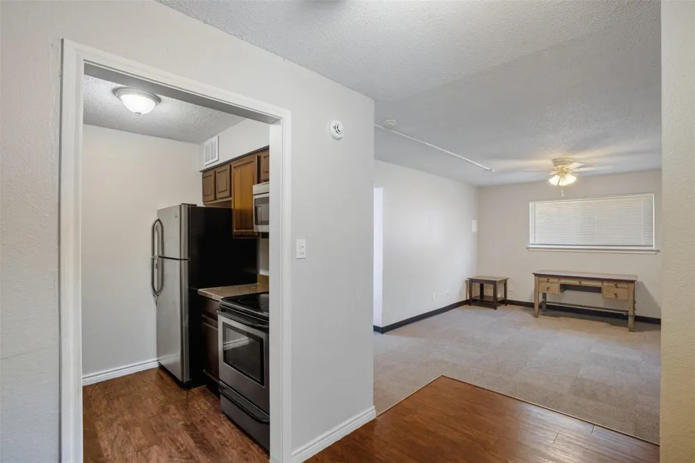 150 S Main Street Euless, TX 76040