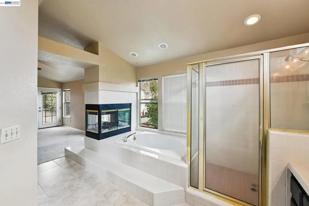 110 Conductor Way Folsom, CA 95630