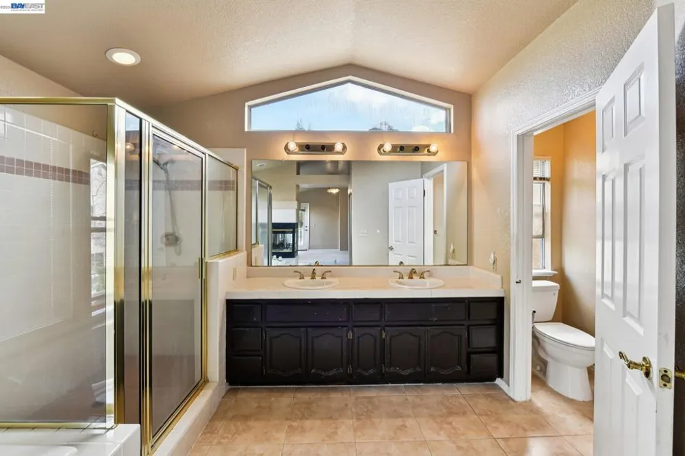 110 Conductor Way Folsom, CA 95630