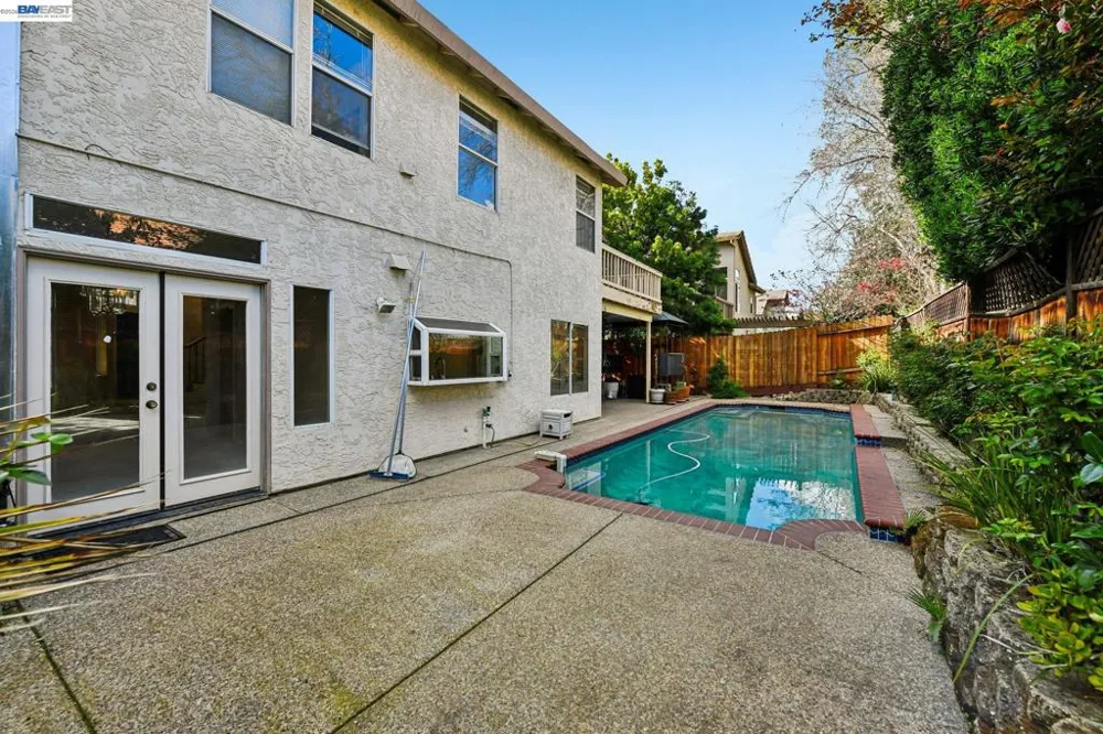 110 Conductor Way Folsom, CA 95630