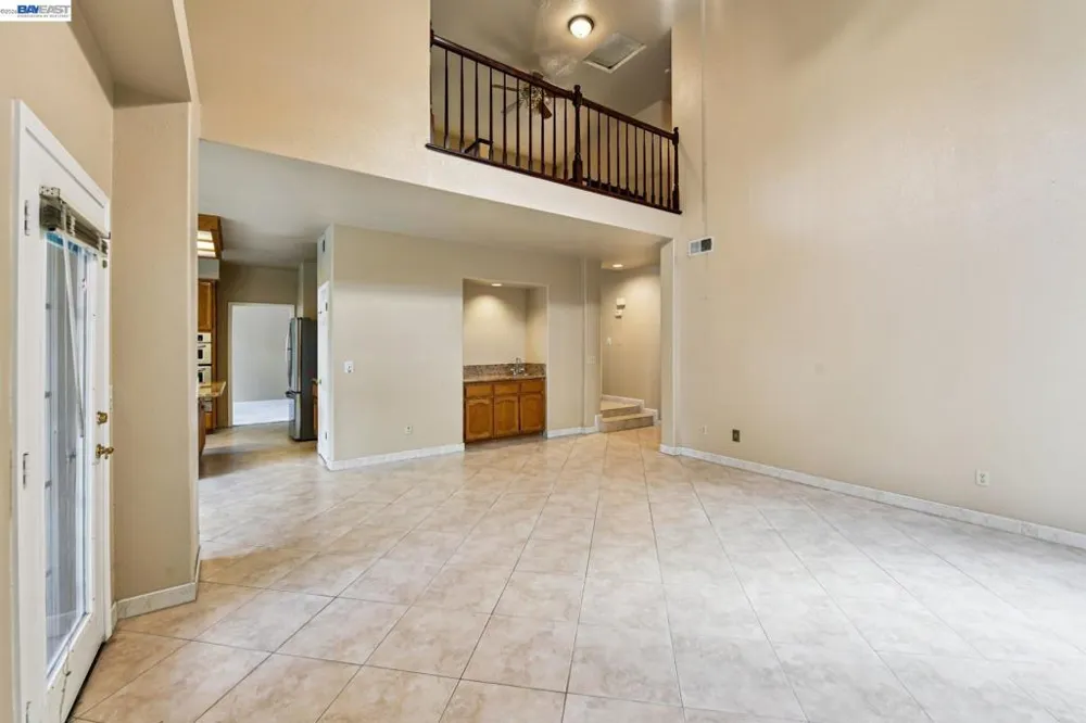 110 Conductor Way Folsom, CA 95630