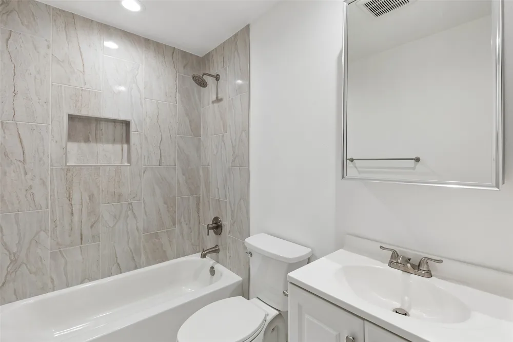 2512 Towerwood Drive Carrollton, TX 75006