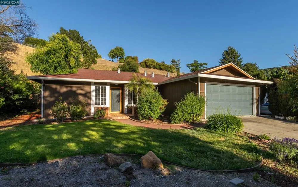 2983 Simas Ave Pinole, CA 94564