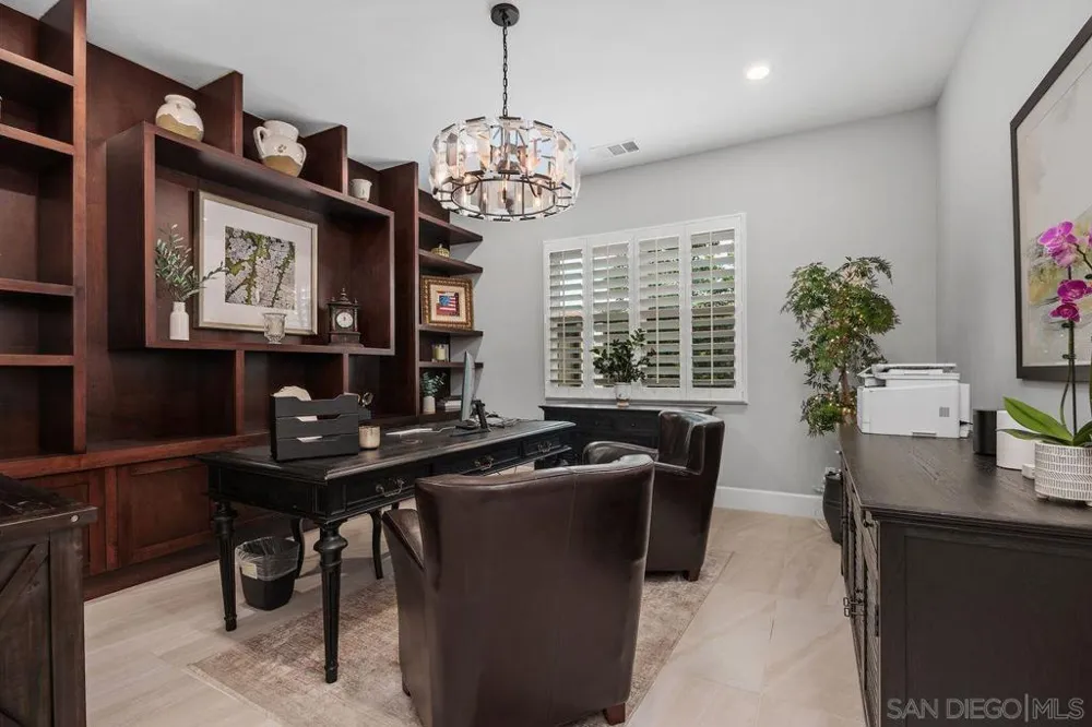 17004 Rendezvous Cir San Diego, CA 92127