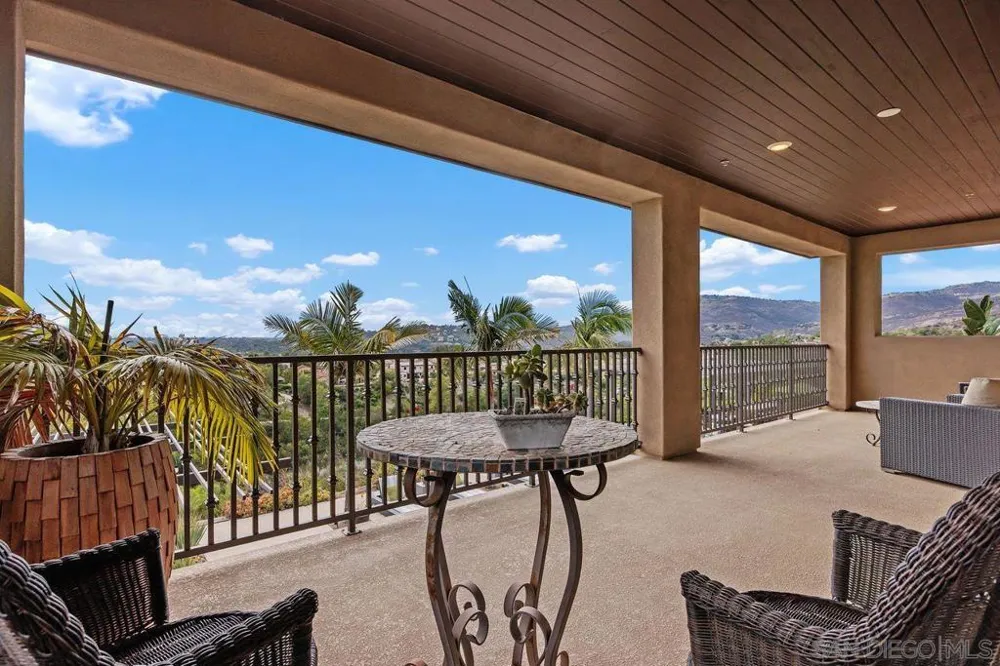 17004 Rendezvous Cir San Diego, CA 92127