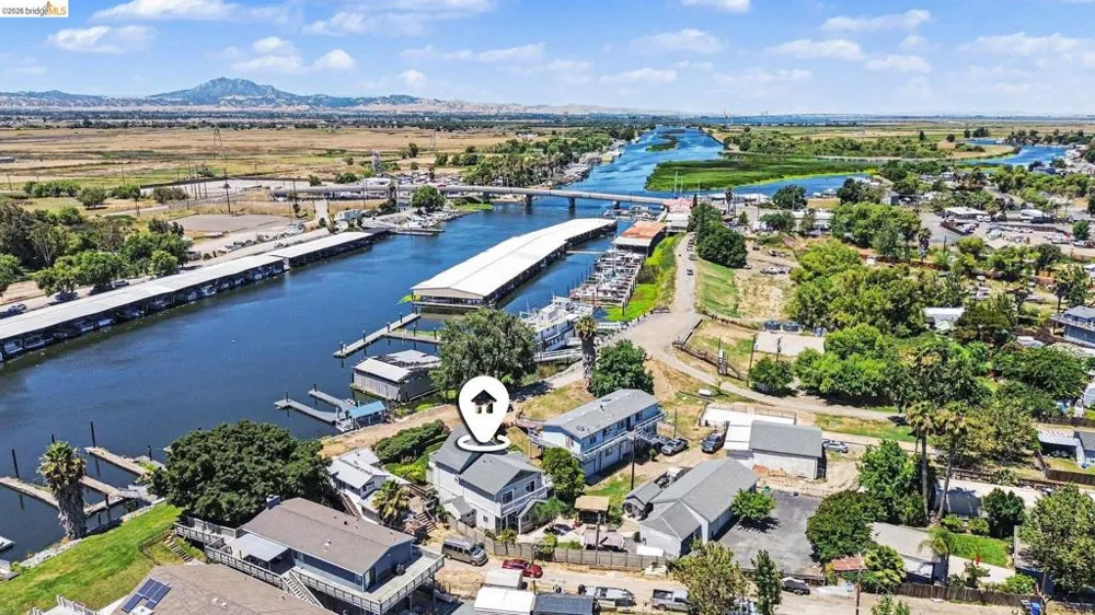 611 Riverview Pl Bethel Island, CA 94511